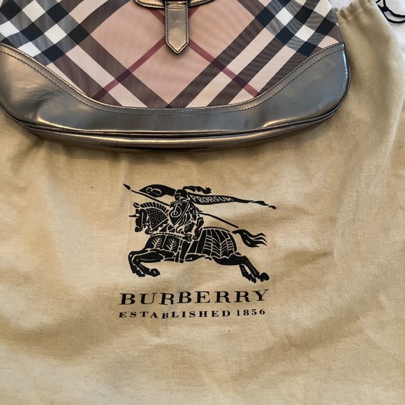 Burberry shoulder bag - Picture 5 of 5